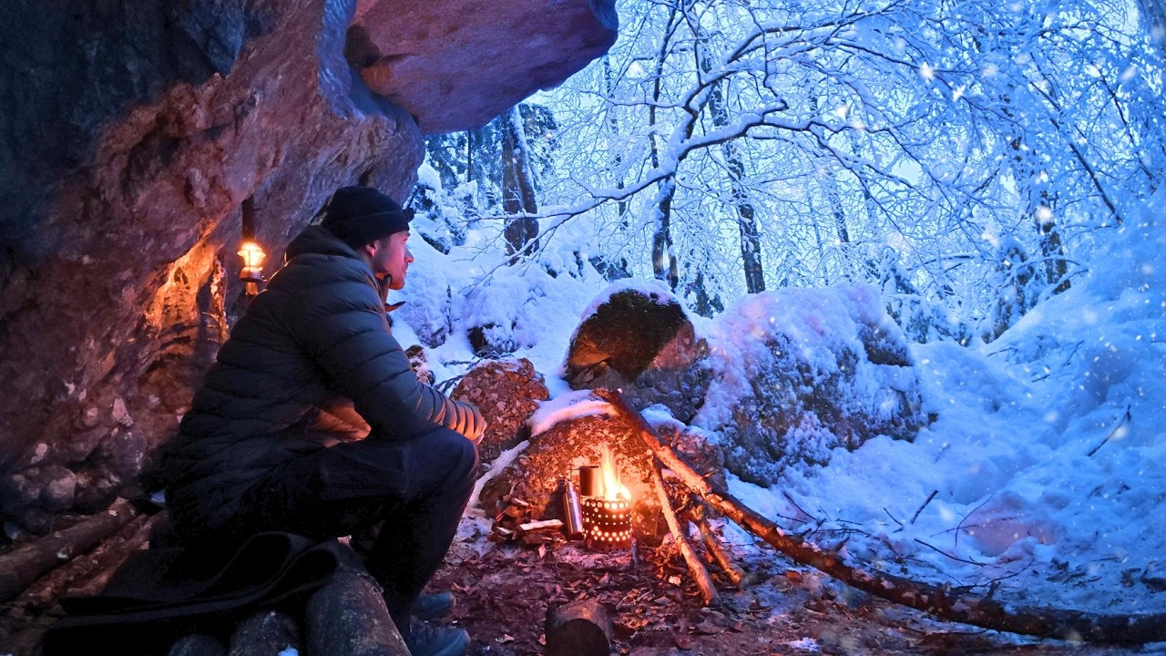 Overnight Under a Giant Overhanging Boulder in Deep Snow