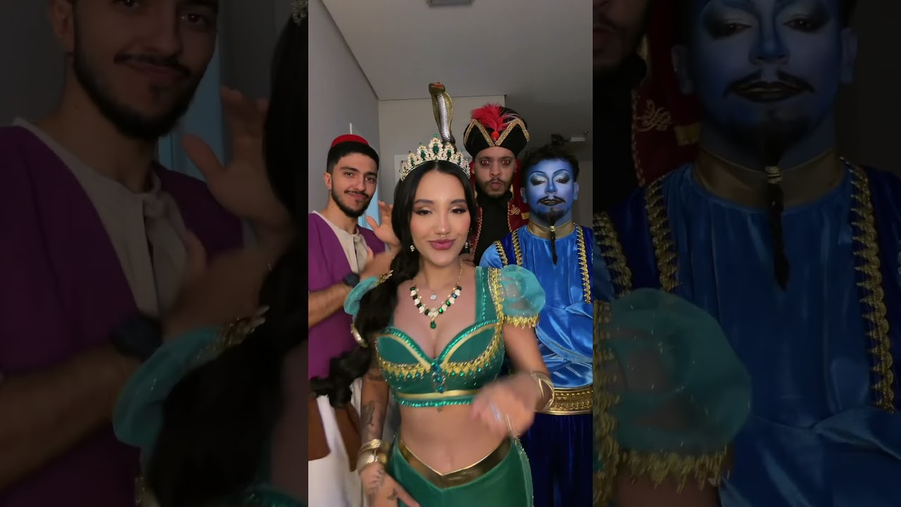 СМЕНА КОСТЮМОВ ДЛЯ ВЕЧЕРИНКИ ЛИЗ МАСЕДО