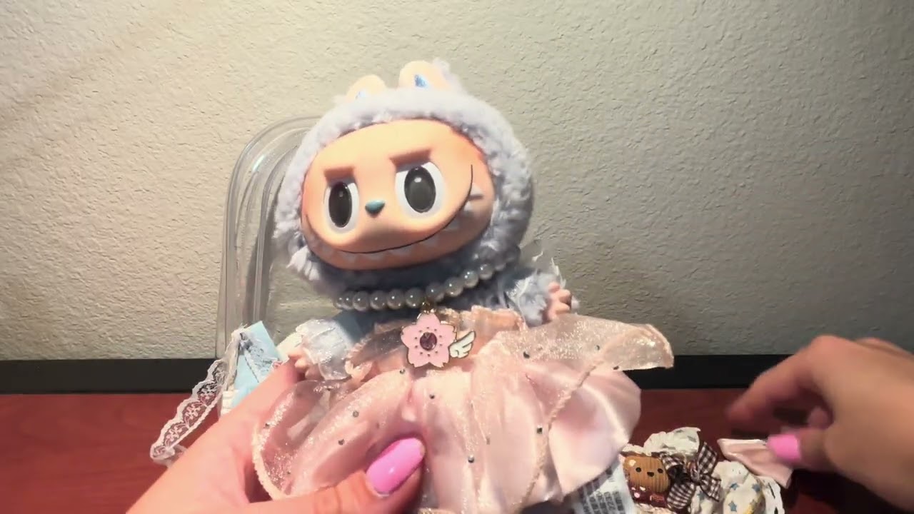 Dressing My Labubu✨