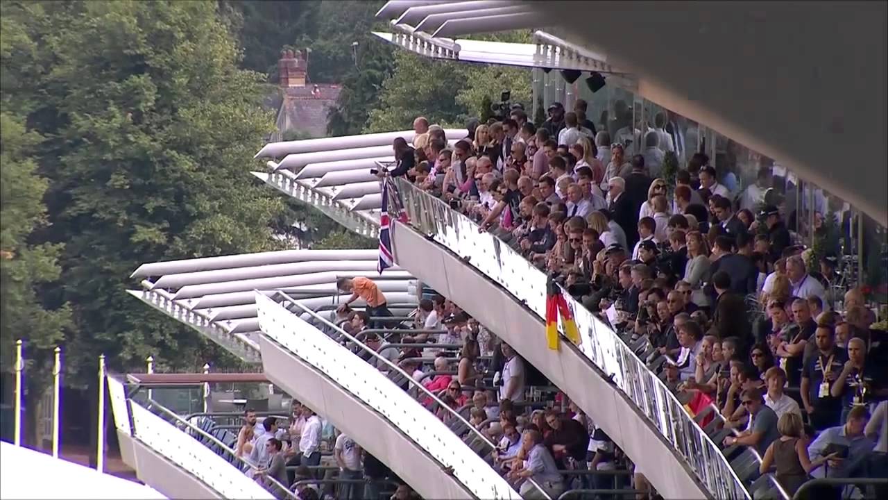 Red Bull Air Race 2015 round 5 Ascot