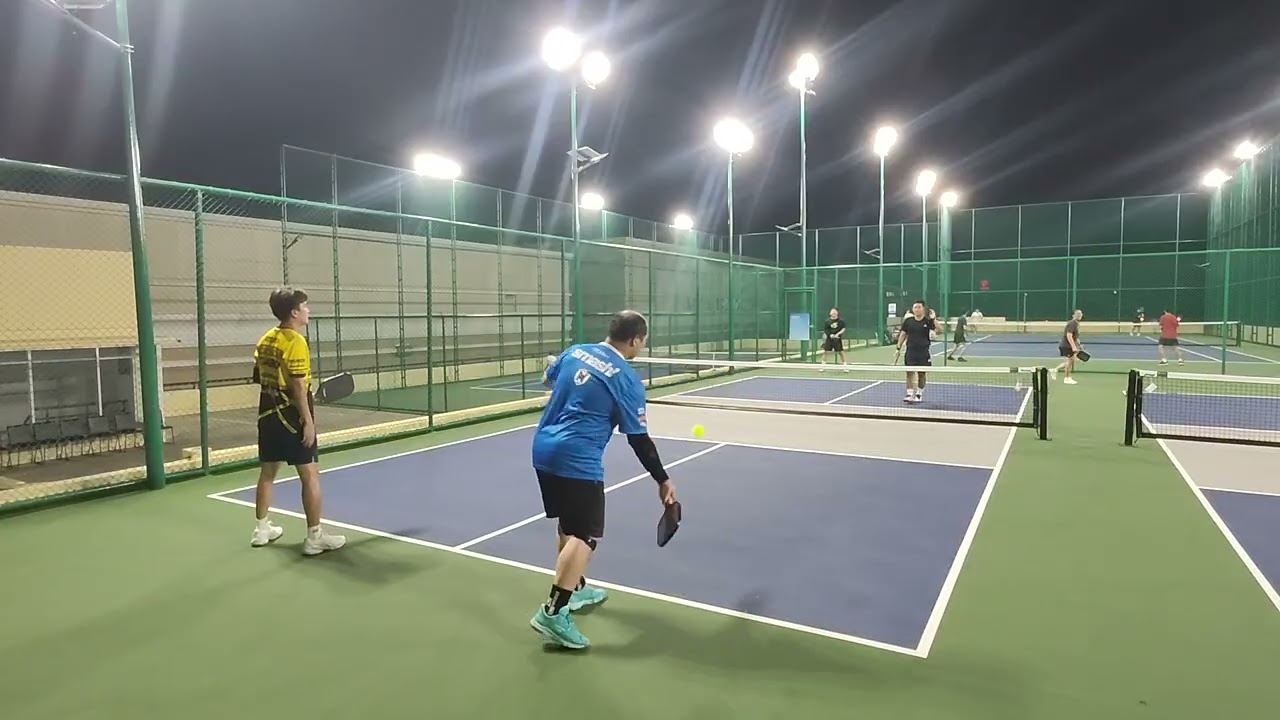 @TheWalk : Beer + Benz Vs P'Note + Dunk SET2