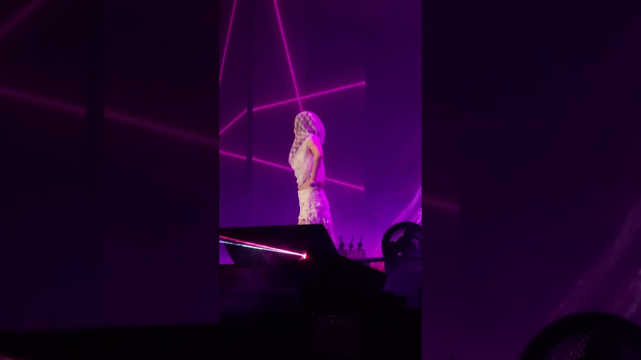 2025 LE SSERAFIM TOUR ‘EASY CRAZY HOT’ IN INCHEON DAY 2 impurities + The Great Mermaid