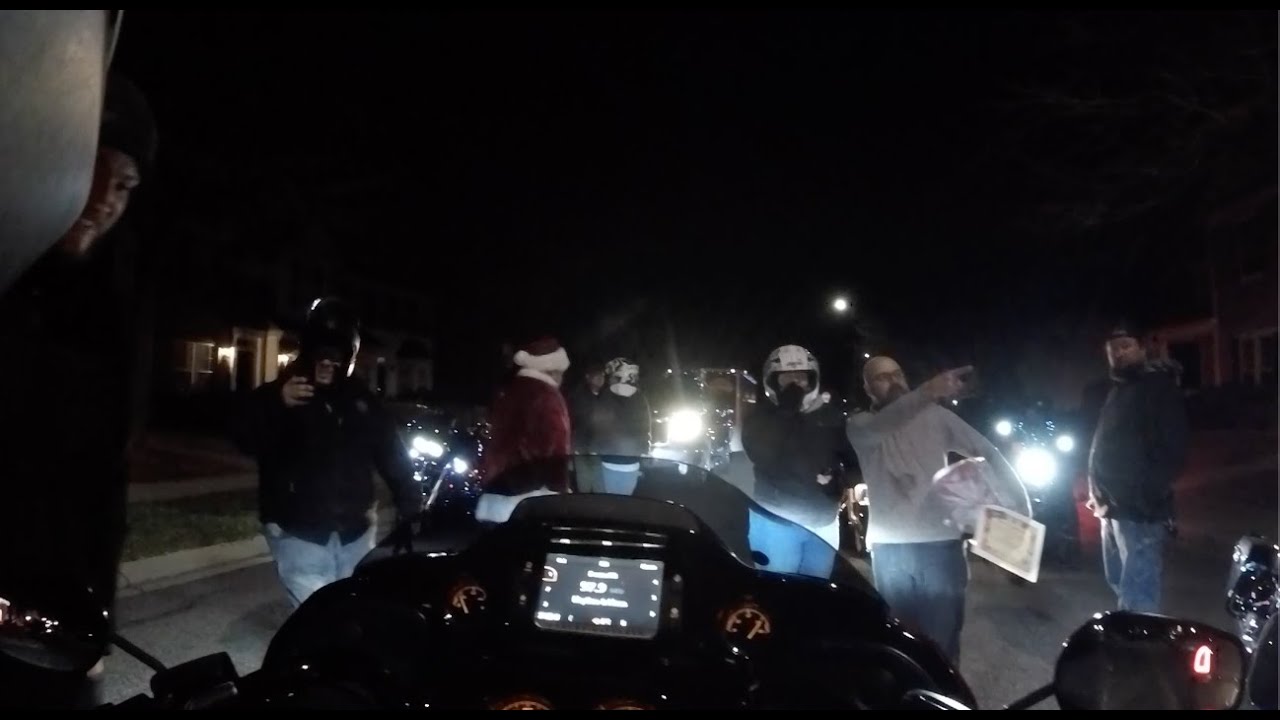 I Delivered Gifts With Santa on Harleys!