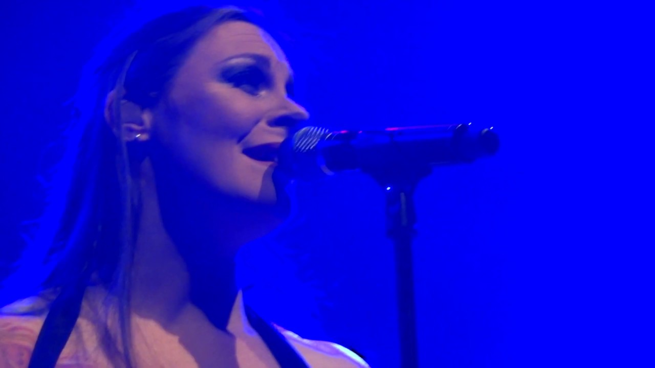 Floor Jansen live 24.01.2020 Groningen Slow, Love, Slow