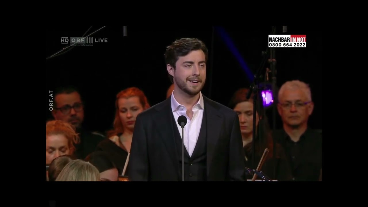 Josh Lovell, Tenor - Dies Bildnis ist bezaubernd schön