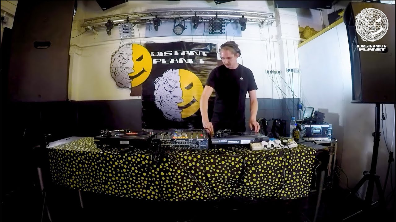 Dwarde - Distant Planet TV Live @ M.O.T. - 24th April 2021 - Jungle Set