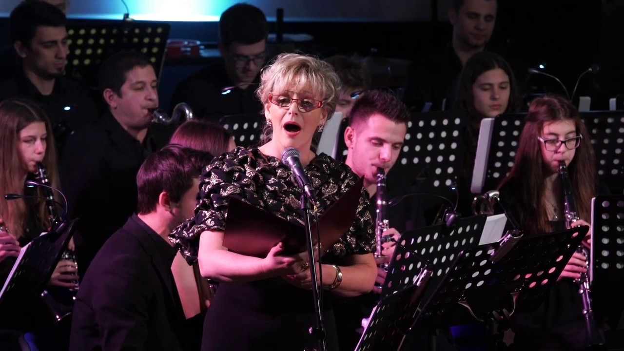 Nebo i zemlja pjevaju - GLG Petrinja feat.  Tihana Herceg Ivšić