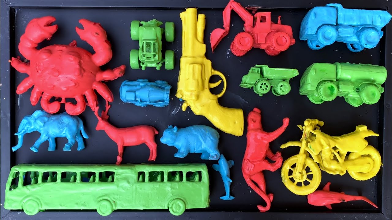 Membersihkan Mainan Mobil Mobilan,mobil tangki,mobil bus tayo,mobil monster,motor cros,exsavator