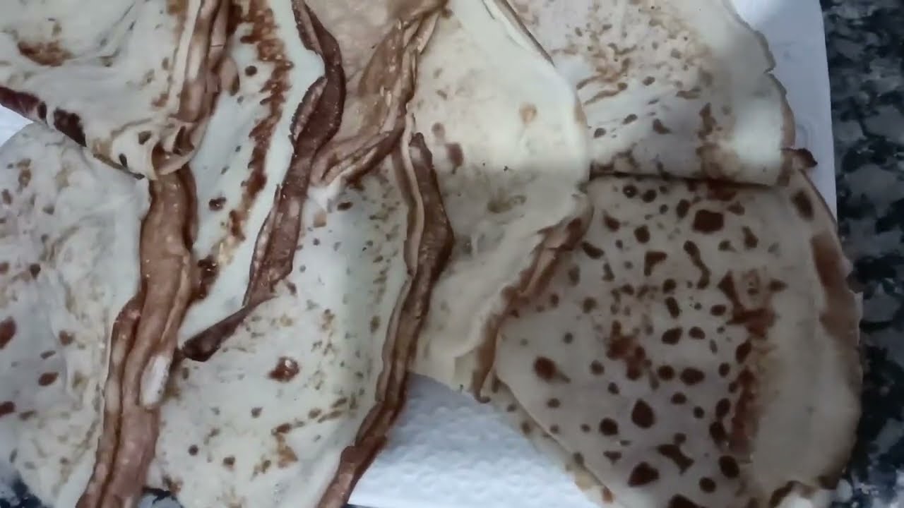 شاركت معاكم كريب بحشوة اللوز والعسل كيجي للذيد
