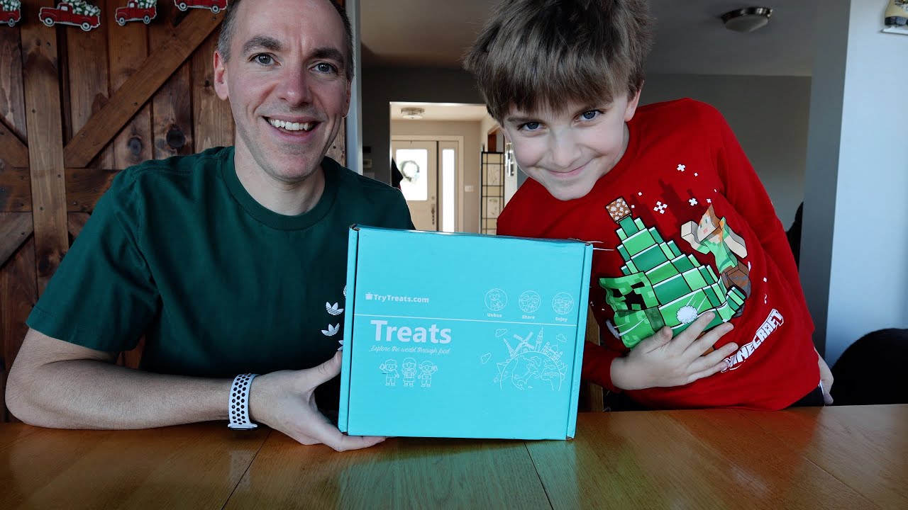 Trying Treats From South Korea - December 2024