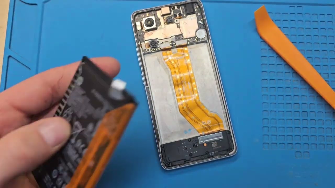 Redmi Note 13 Battery Replacement - A DIY Guide
