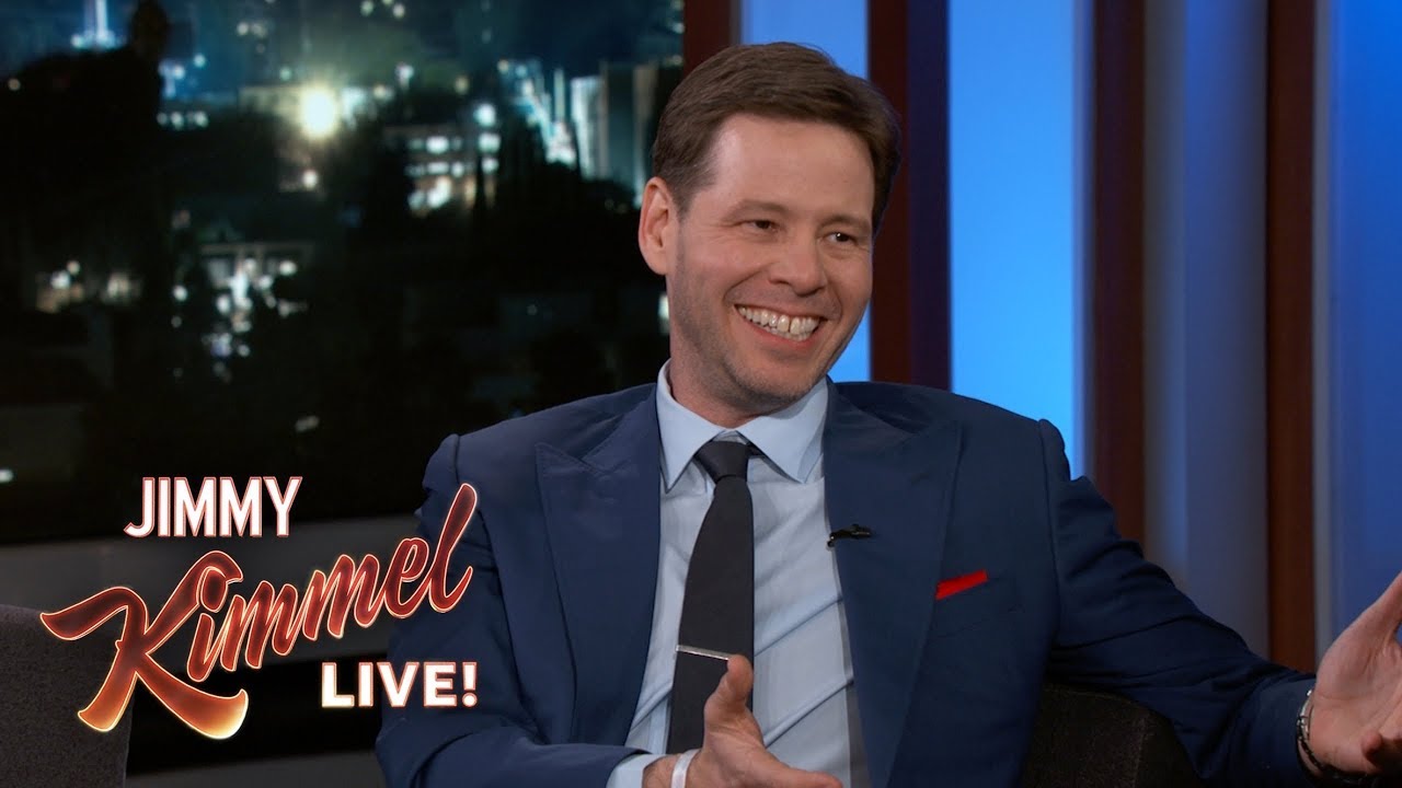 Ike Barinholtz Does Impressions of Obama, The Rock, Kevin Hart & Paw Patrol