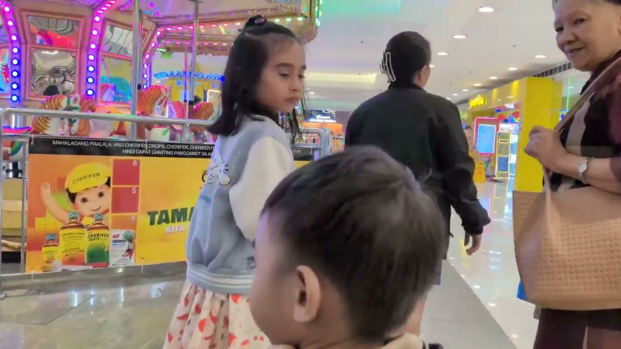 Lola Bebe's Birthday @ SM Megamall