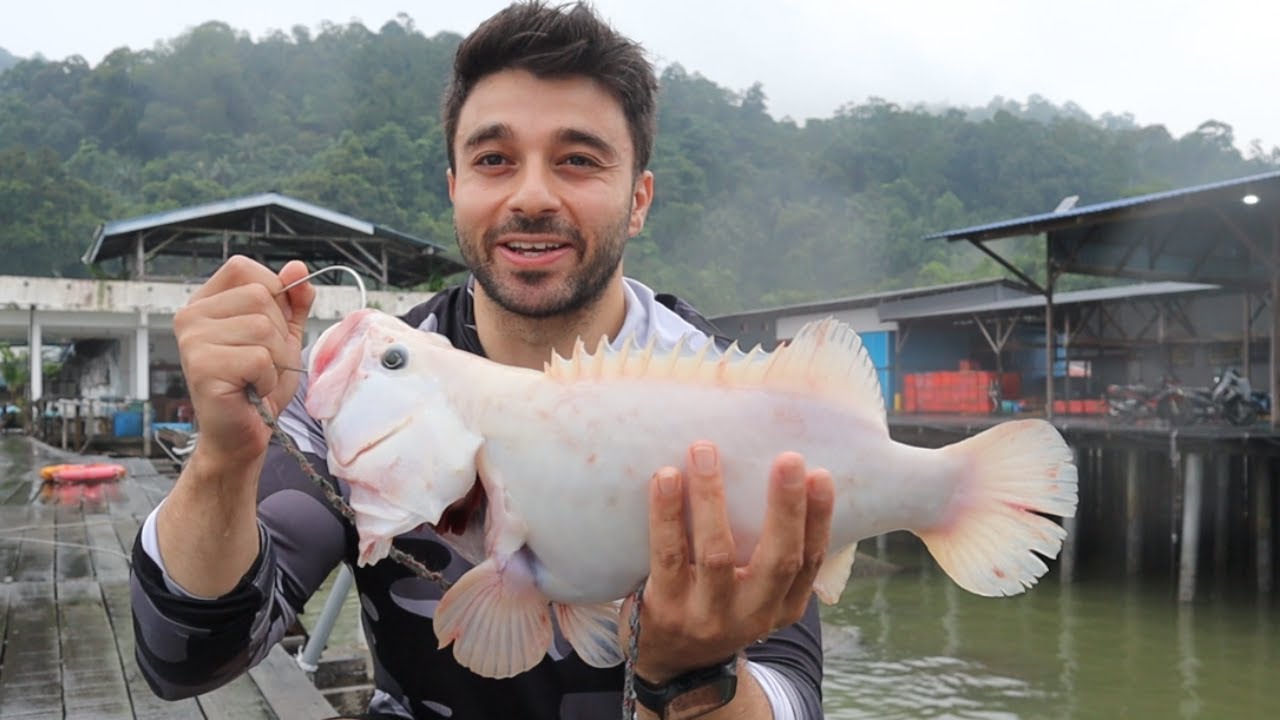 I’ve Never Caught THIS MANY Fish Before… Pangkor Island Is Unreal!