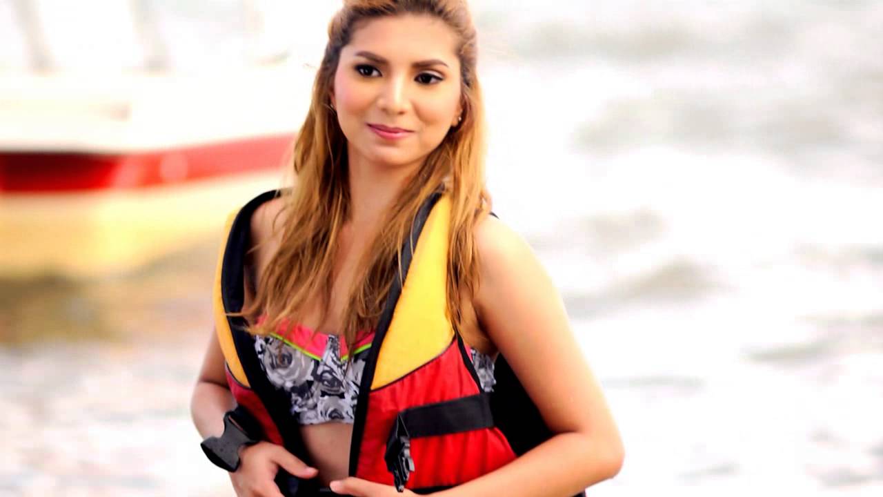Bodog Girl Live Dealer - Gladys