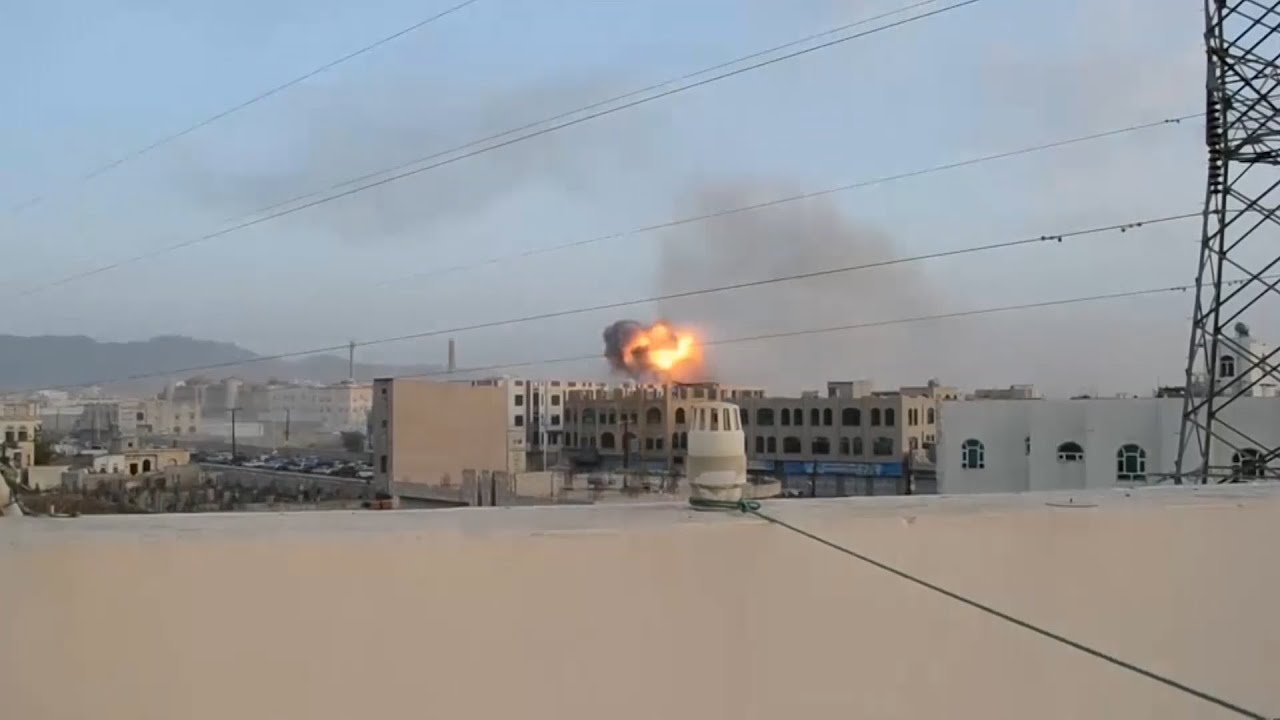 🇾🇪 التحالف السعودي الإماراتي يشن عدة غارات ِِعلى مناطق مختلفة باليمن