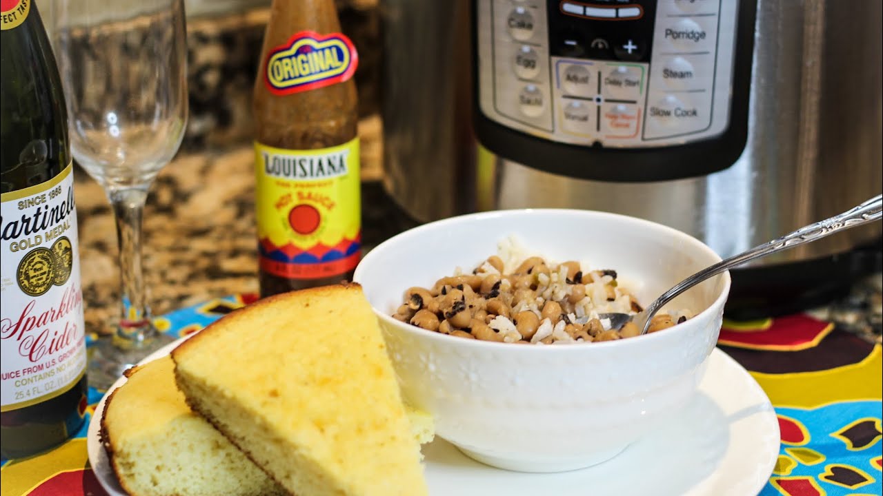 BLACKEYED PEAS in the INSTANT POT | The easiest blackeyed peas ever