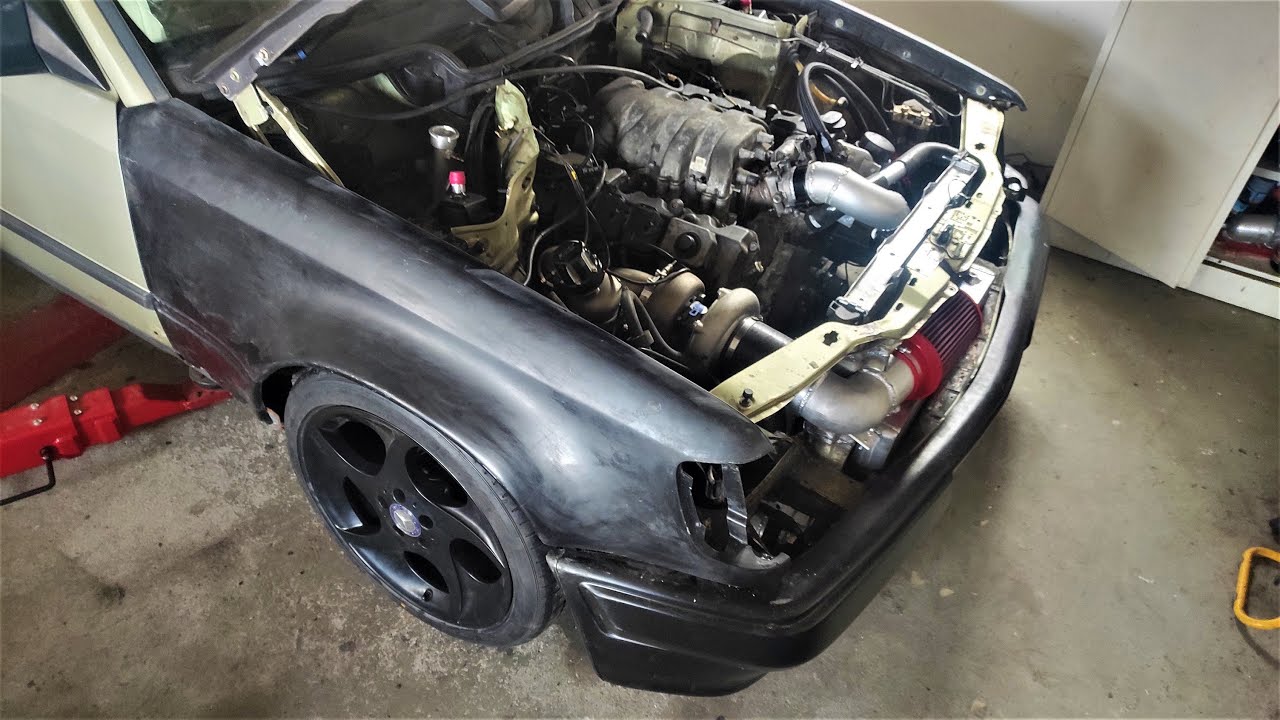 500E fenders on the S124 V8 turbo