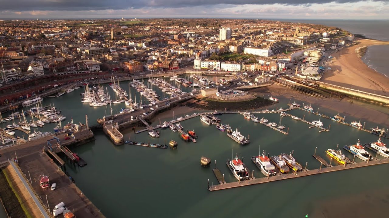 RAMSGATE HARBOUR - KENT - 4K