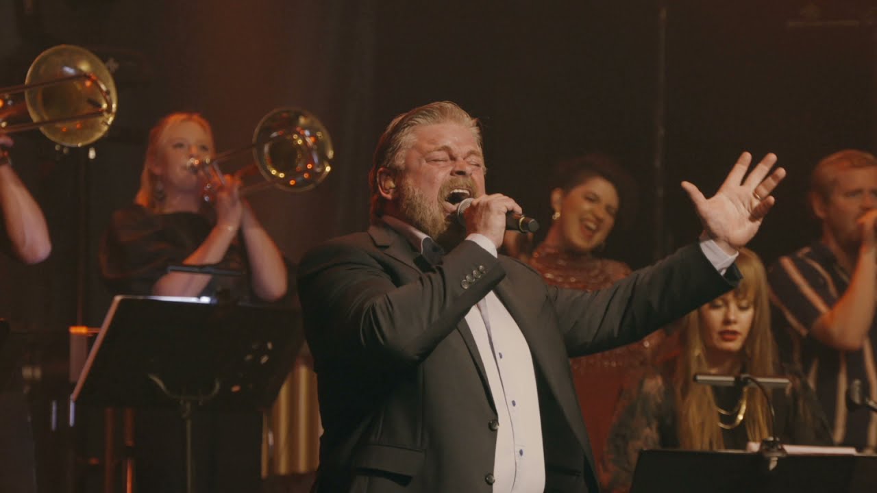 Luftens Helte feat. Stig Rossen | Rigtige Mænd (Live fra Odense 2020)