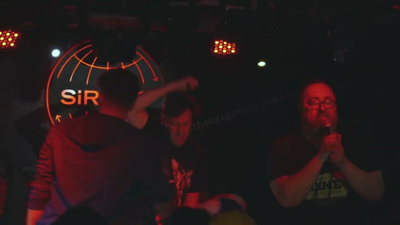 Parker Lewis & McGinty sing 