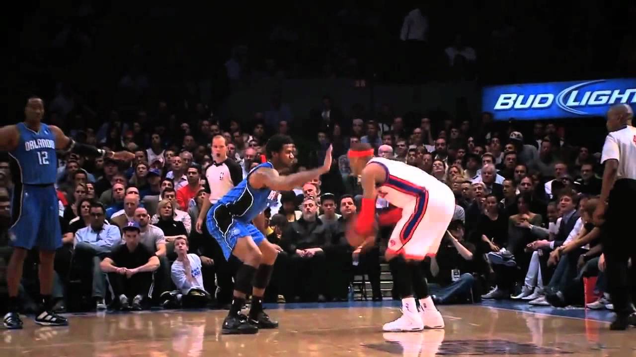 Carmelo Anthony- The Dark Horse - (Superstar Series)