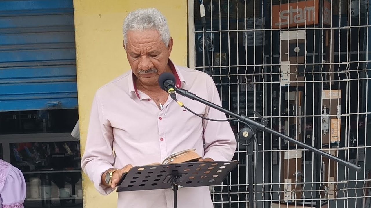Evangelização na praça do mercado no Benedito Bentes ( 1) Maceió Alagoas.