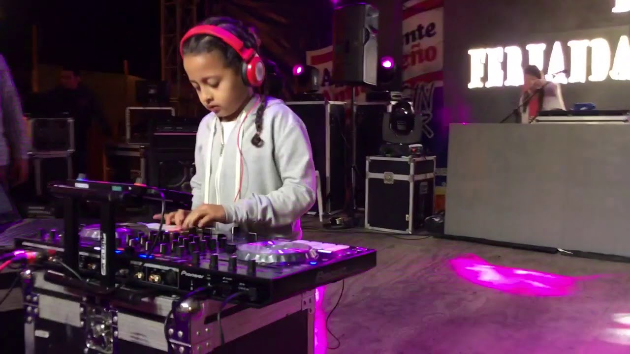 Dj Fernanda Cardozo