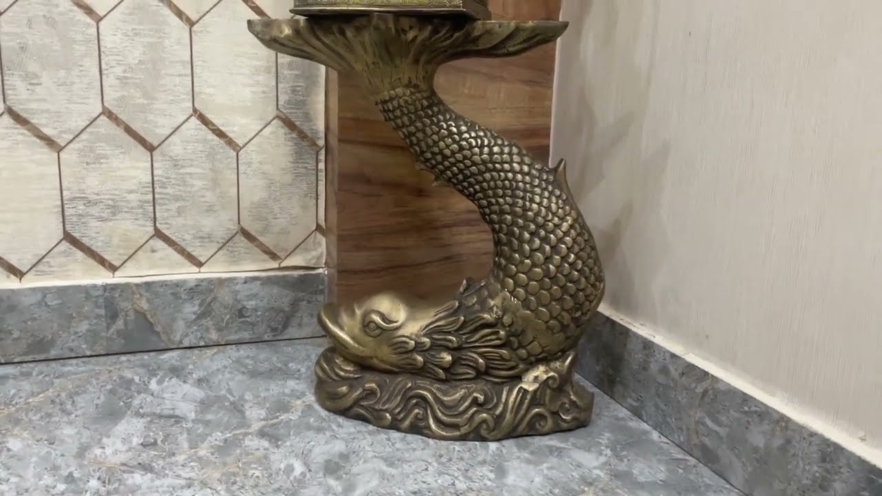Decorative Side Table Corner Stool Brass Metal fish style stand