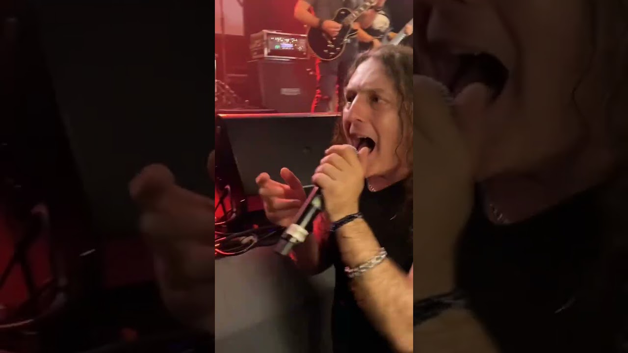 Fabio Lione o mago do Angra #angra #fabiolione #powermetal #metal #rock