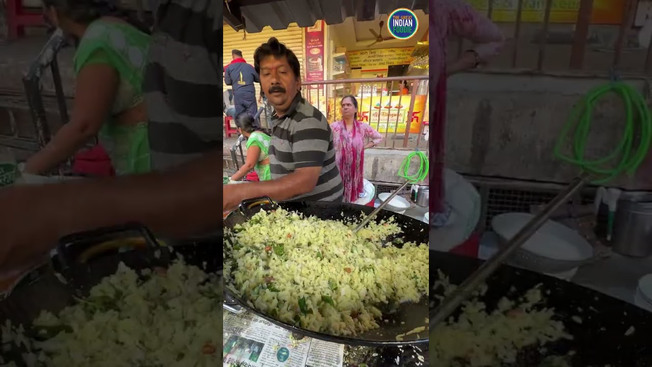 Live poha making #youtubeshorts #trending #streetfoodindia #shorts #ytshorts #poha #healthyrecipes