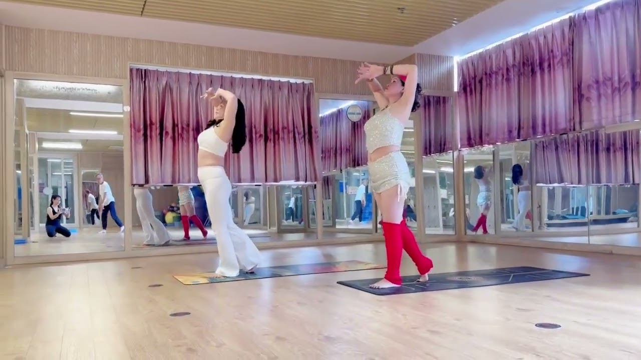 Nhóm yoga Ngọc Queen 