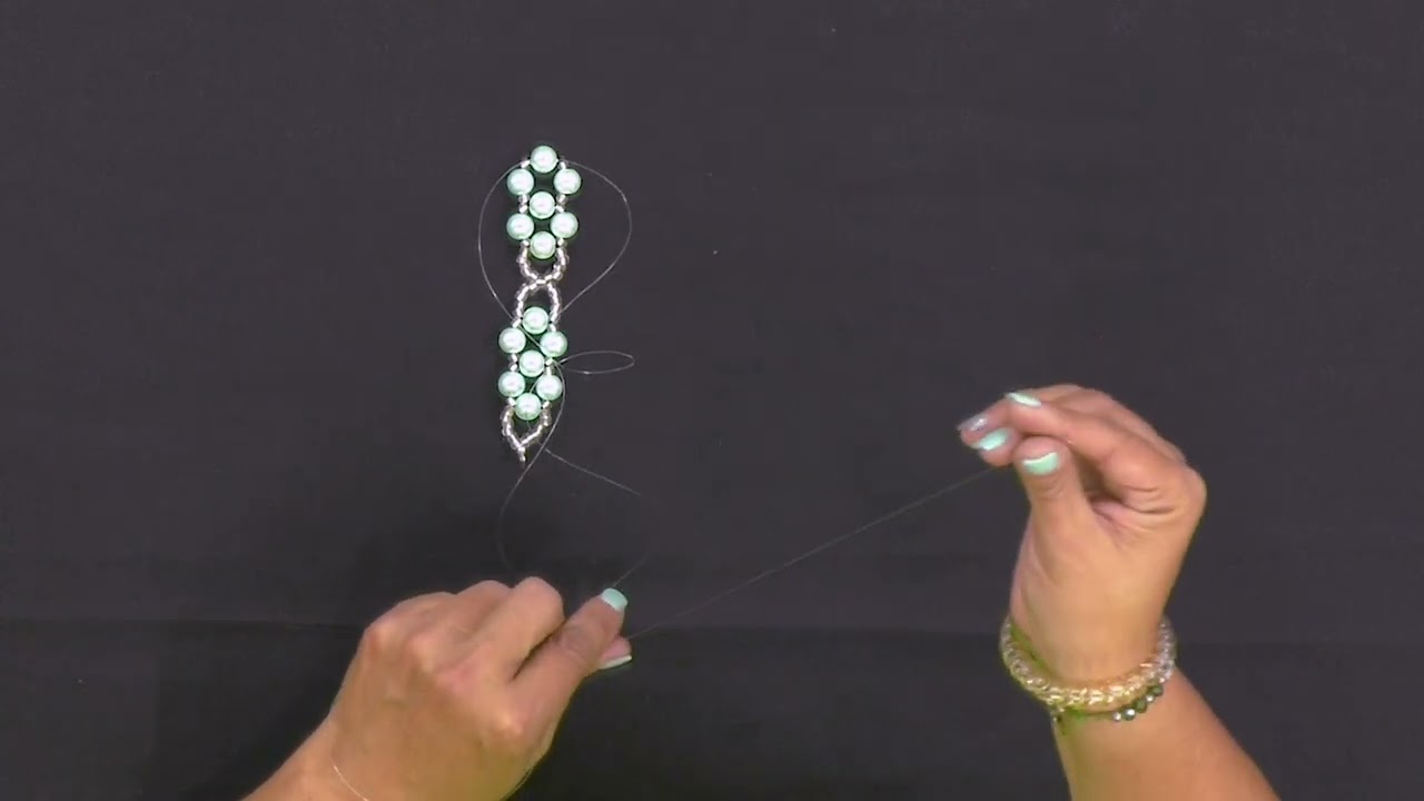 Cómo hacer un collar de perlas 🪡🧵 | Tutorial de bisutería