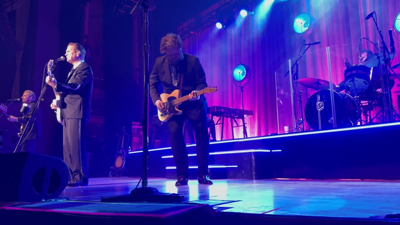 2026 Chris Isaak “Lie to Me”