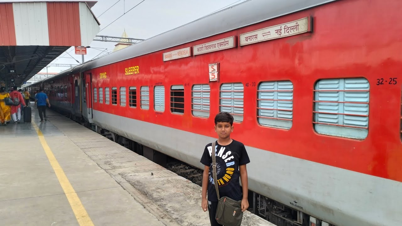 15127 Banaras To New Delhi In  Kashi Vishwanath Express Indian Railways