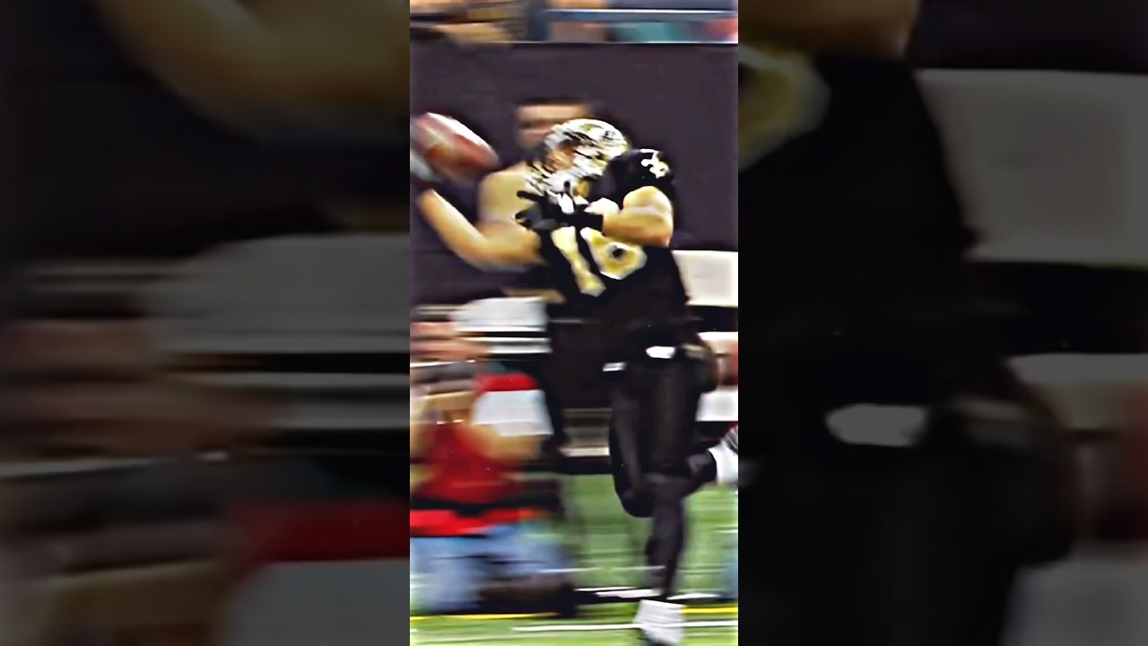 Lance Moore really built like that 🔥