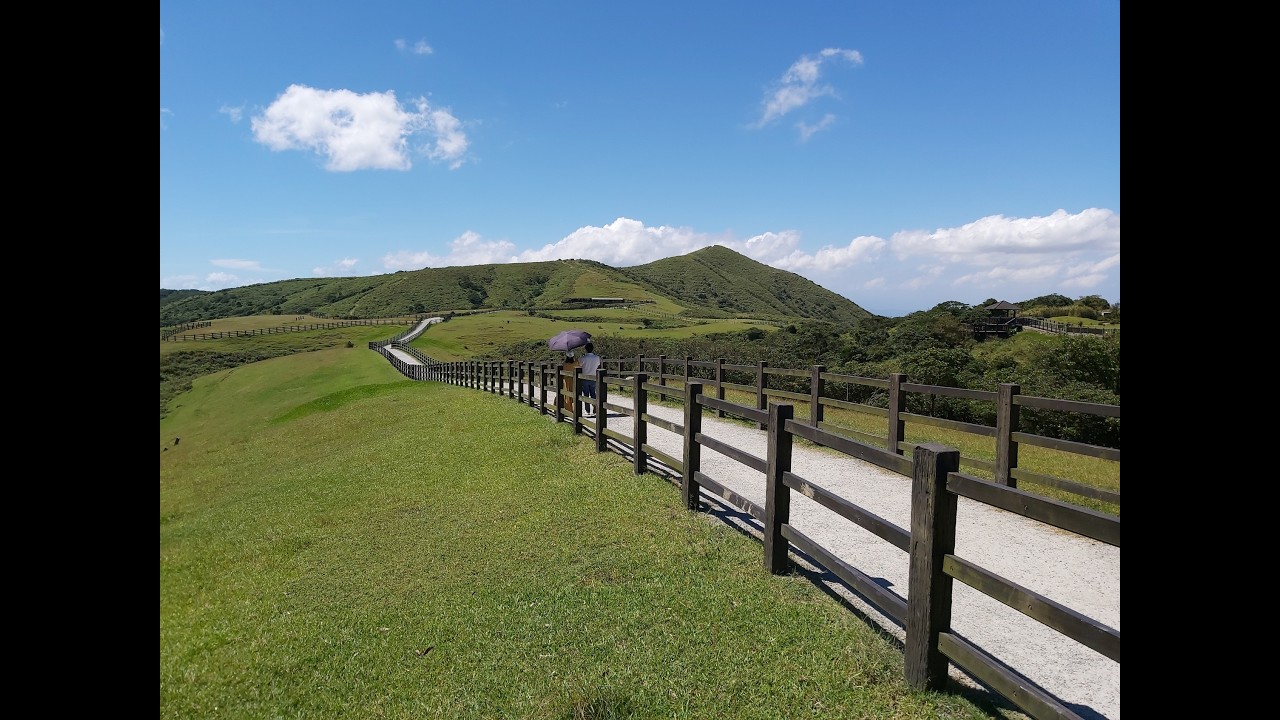 Yangmingshan National Park & Beitou Day Tour | The Best Nature Day Trip from Taipei