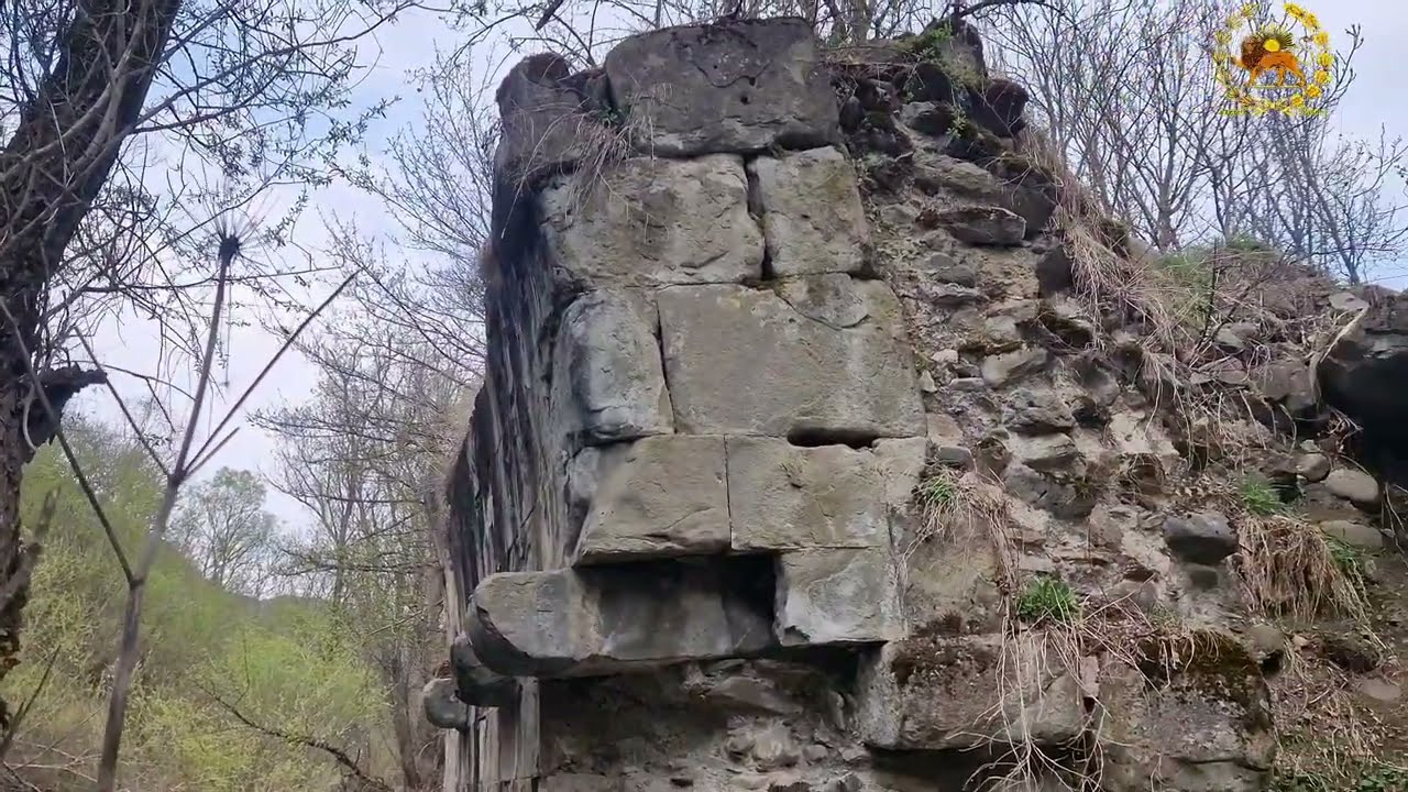 LAÇINDA QEYRİ ADİ VƏ QƏDİM KÖRPÜ