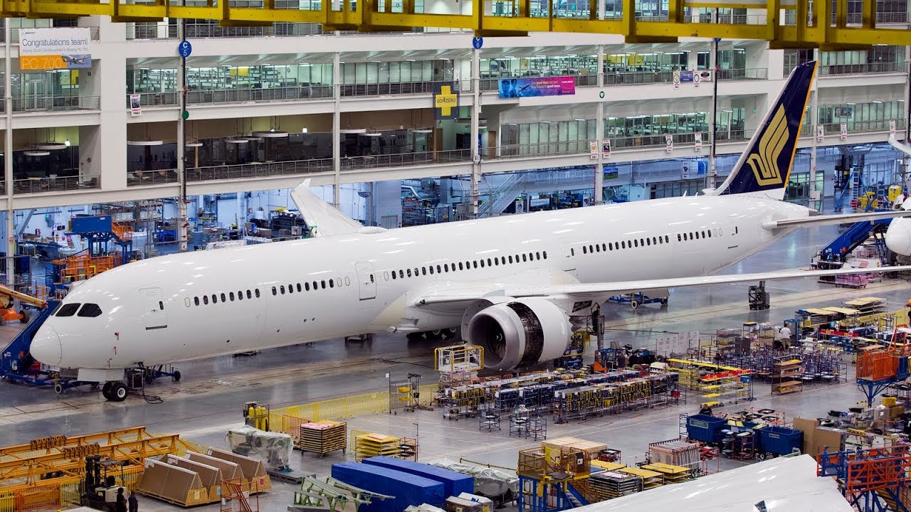 How a Boeing 787 Dreamliner is Built ?