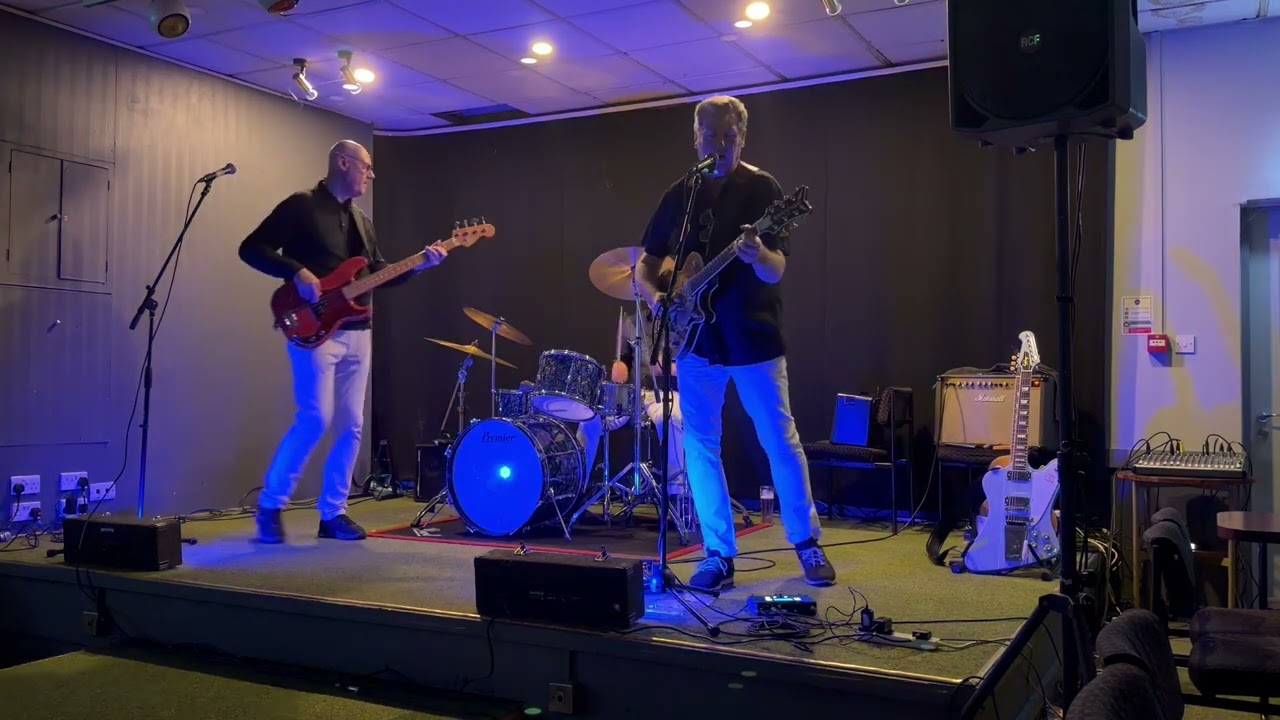 Poacher play “Shakin’ all over”