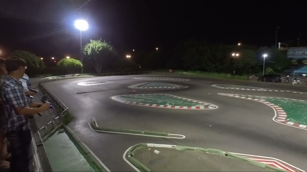 二重遙控車場 R2  小葉、慶、Kemin  serpent 1/8 viper 990e  2024/06/14