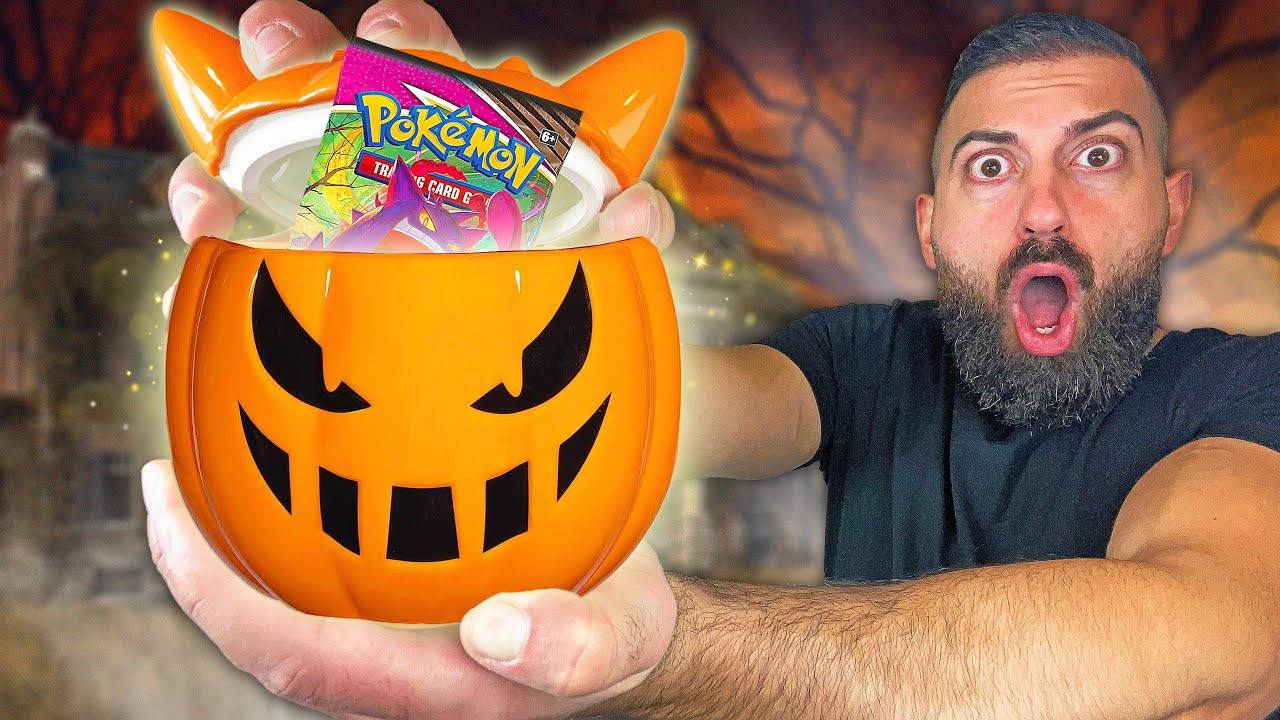 Gengar Pumpkin is FILLED With Spooky Pokemon Cards ($1,000)