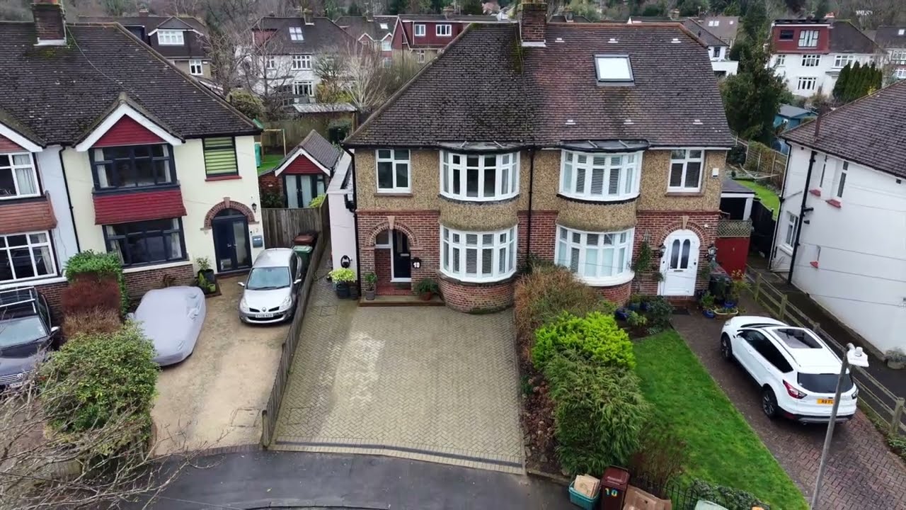 10 Fairfield Ave