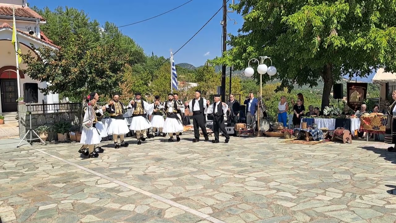 Έβγα μάνα και χούιαξε