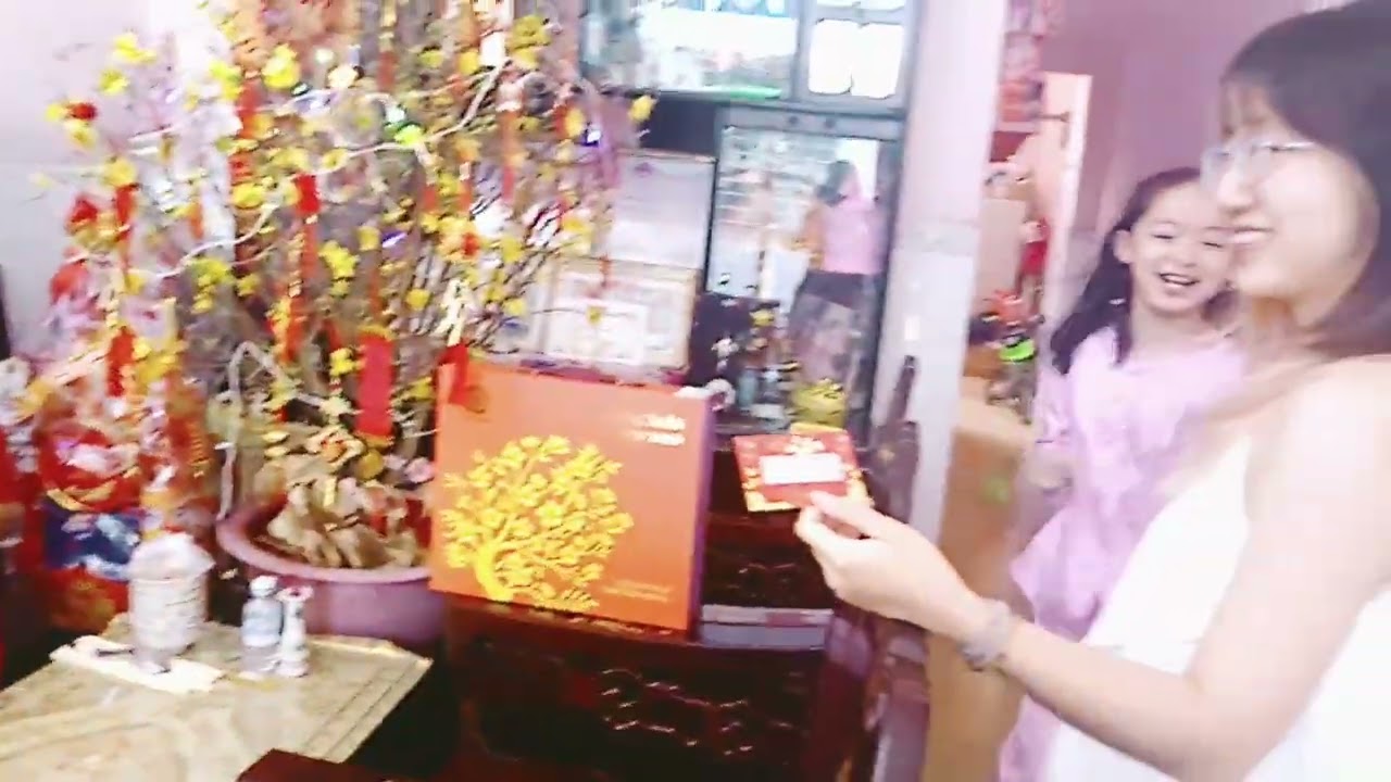 Cả nhà chúc tết mùng 1 tết 2026