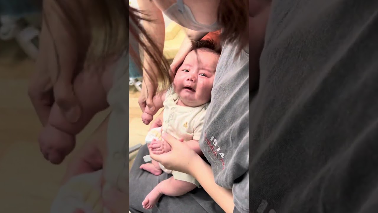 [大泣き]2ヶ月初めてのワクチン赤ちゃん
