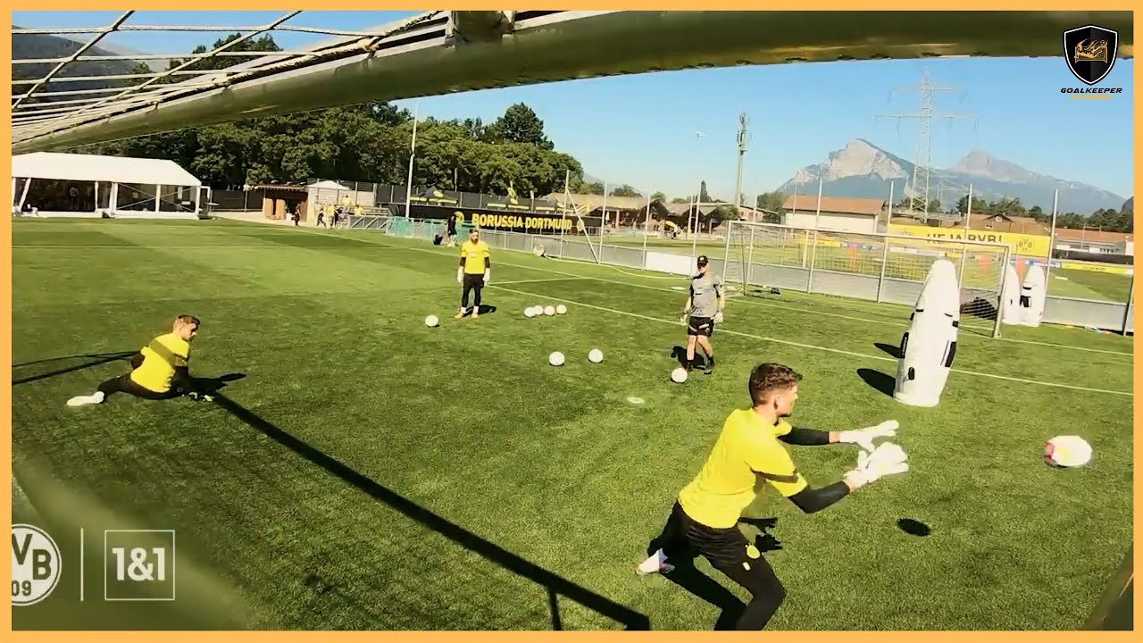 Borussia Dortmund - Goalkeeper Training