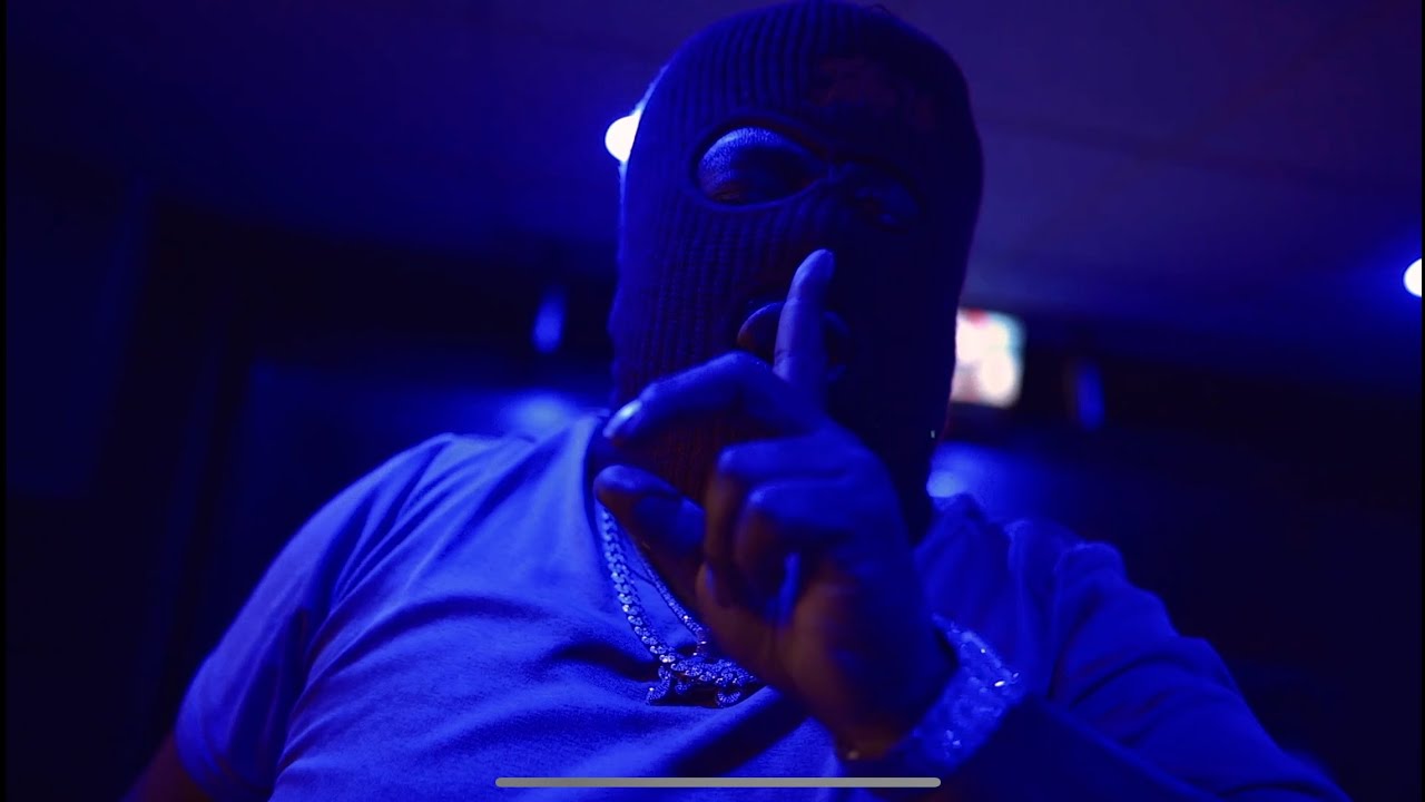 Blue Benjamin Beezy- SELLIN WORDZ (Official Video)