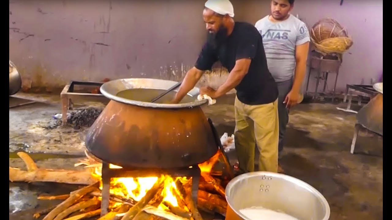 #MustSeeThis || SOFIYANI Mutton Biryani || White Biryani || Street Food