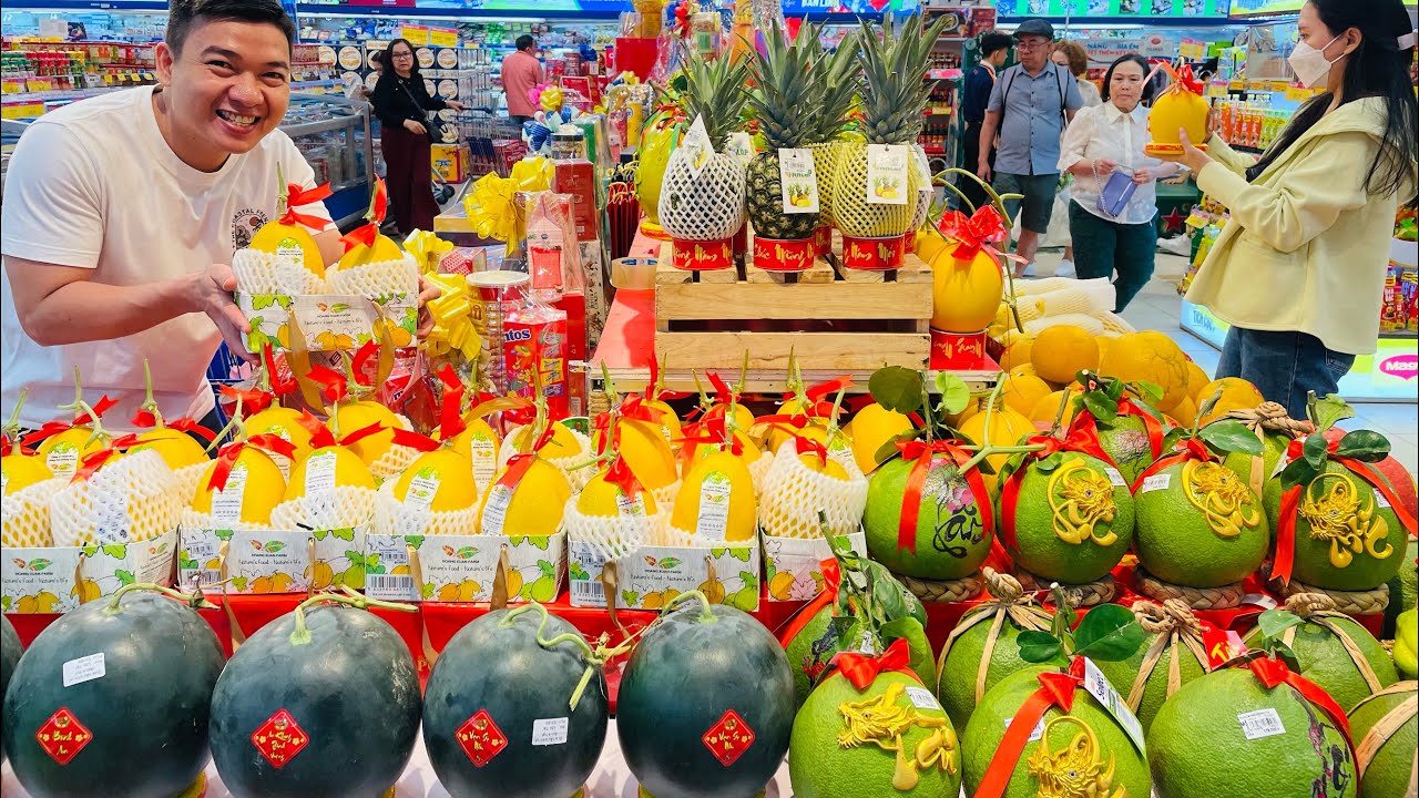 SIÊU THỊ ĐẶC SẢN TẾT Ðộc Lạ Bà Con Nhốn Nháo, Bánh Kẹo Nhập Hút Hàng Lên Không Kịp 
